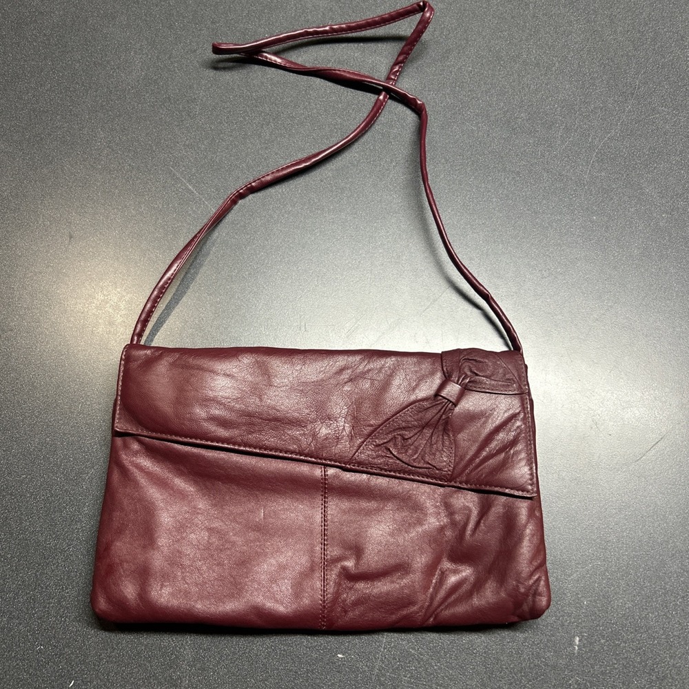 Vintage Burgundy Genuine Leather Clutch Shoulder Snap Close Skinny Strap 90s